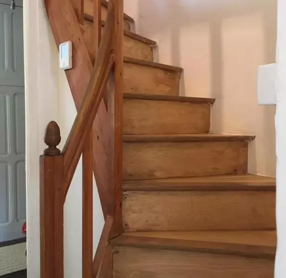 B&b At No3
