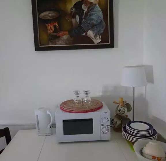 B&b At No3