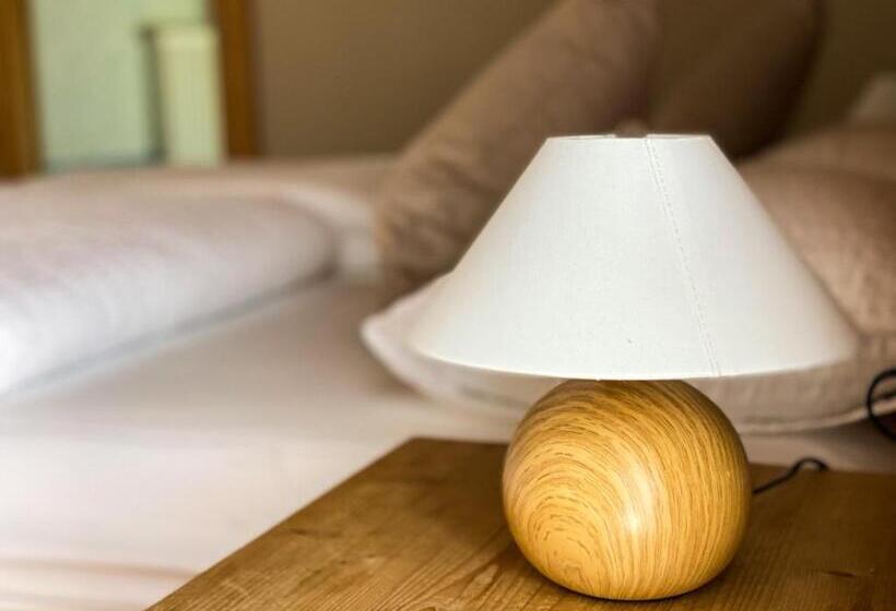 בית מלון כפרי Albergo Canterbury