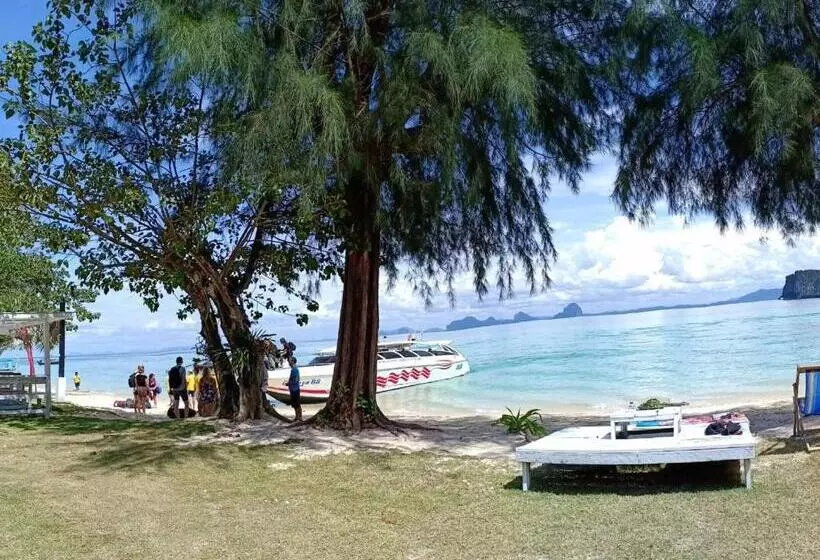 Koh Ngai Kaimuk Thong Resort
