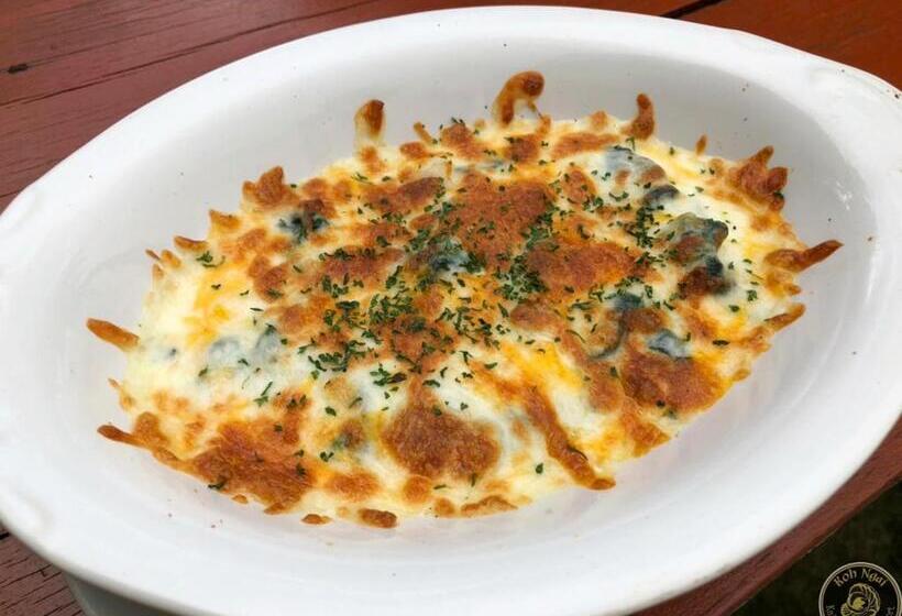 Koh Ngai Kaimuk Thong Resort