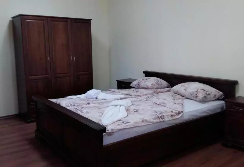 پانسیون к г луна к с лонгоза комплекс лонгоза
