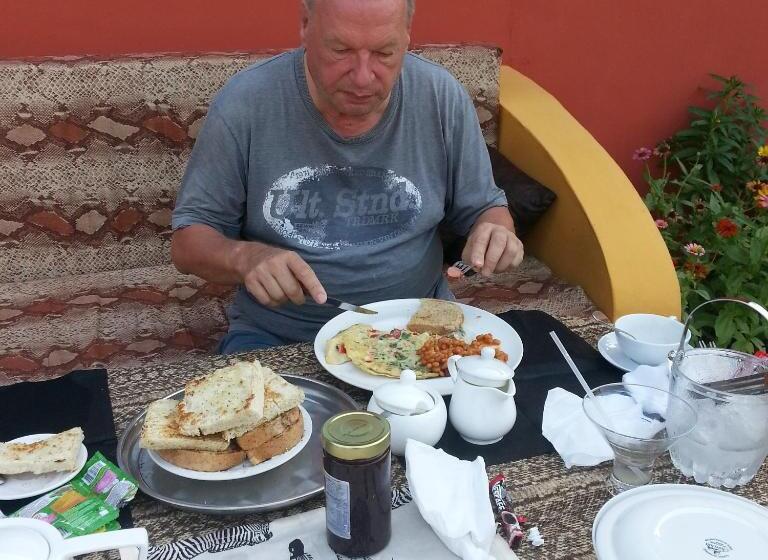 Pension Golden Lilies