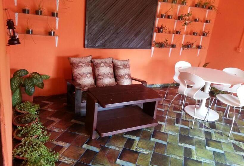 Pension Golden Lilies