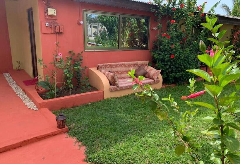 Pension Golden Lilies