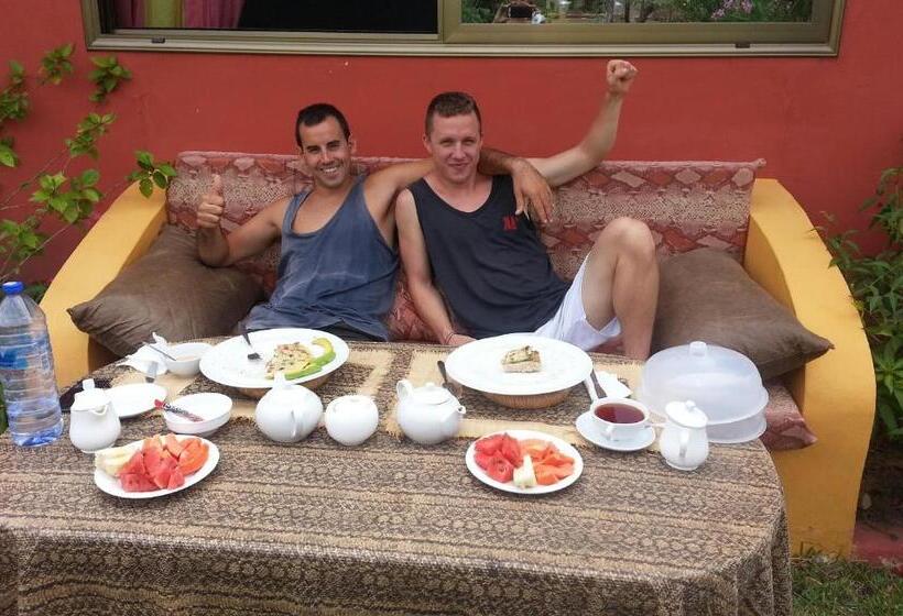 Pension Golden Lilies