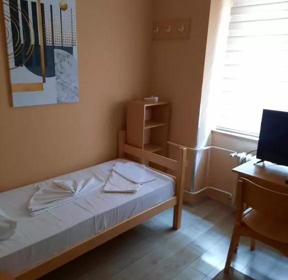 Petar Drapšin Hostel