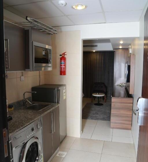 Alagneha Almokmalia   Alslamah