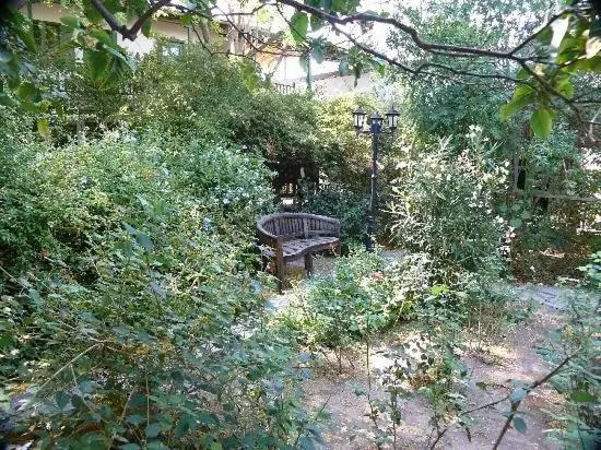 ベッドアンドブレックファースト Antony S Garden House