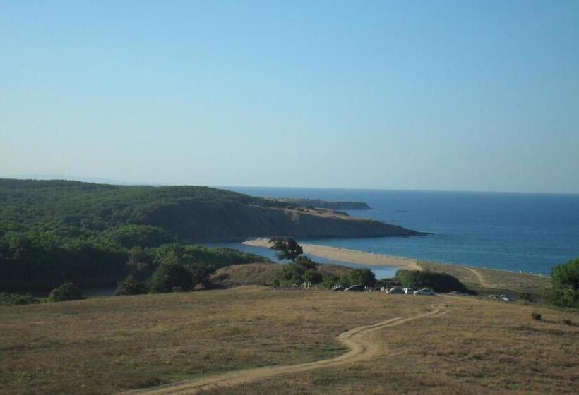 Family Hotel Sinemoretz