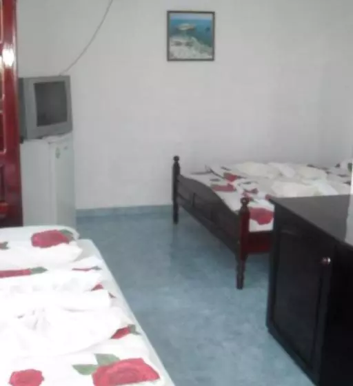 Family Hotel Sinemoretz