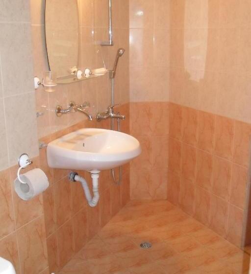 Family Hotel Sinemoretz