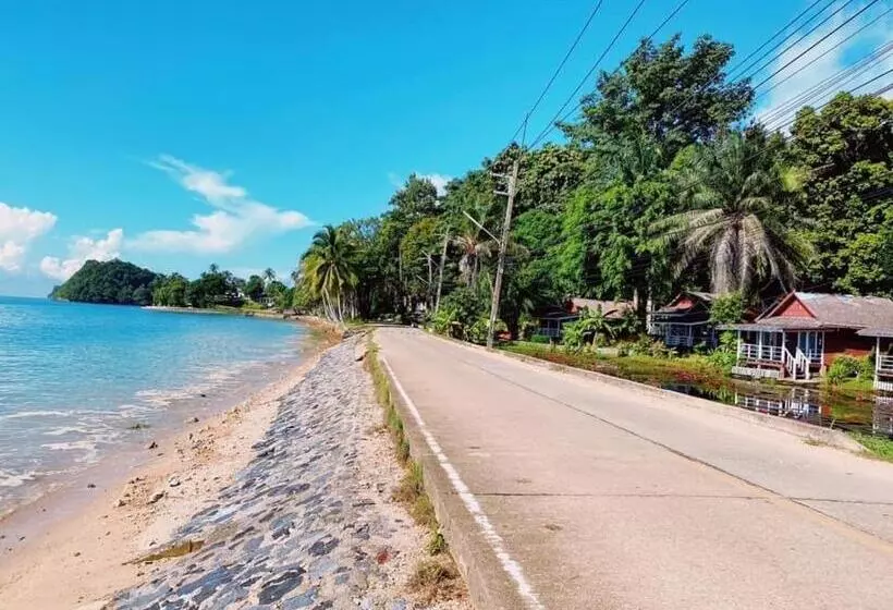 Holiday Resort   Sha Plus