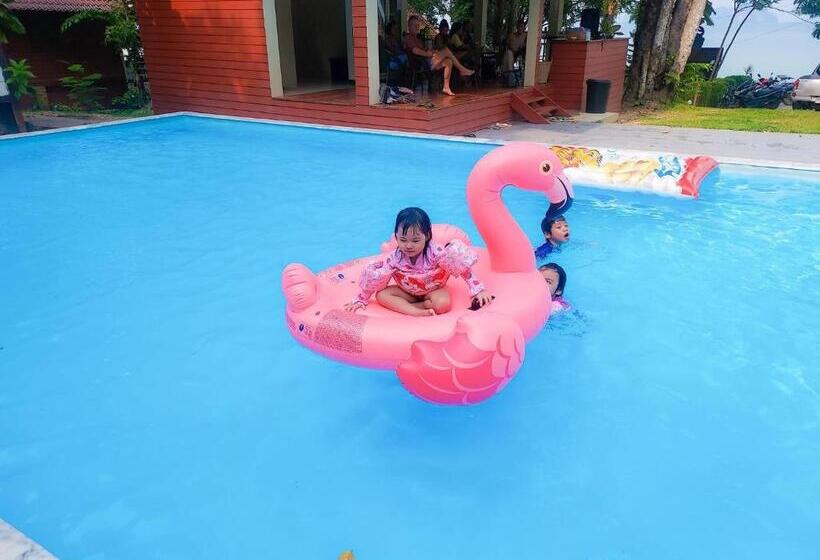 Holiday Resort Sha Plus