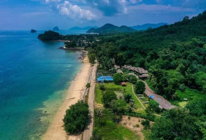 Holiday Resort   Sha Plus