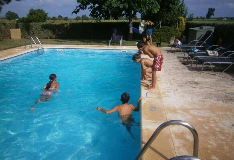 هتل Torre Forcheron