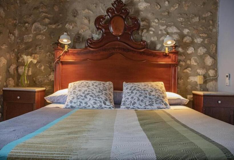 هتل Torre Forcheron