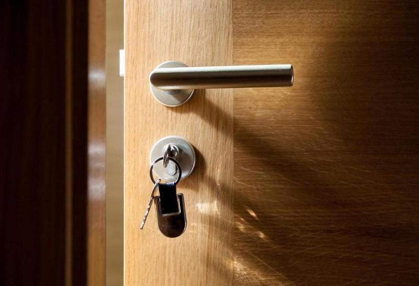 پانسیون Liepas