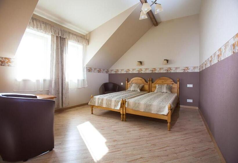 پانسیون Liepas