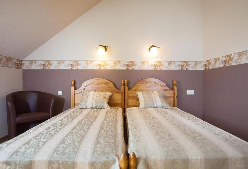 پانسیون Liepas