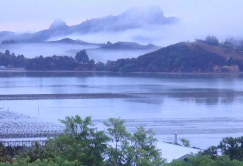 ペンション Taratara Whangaroa