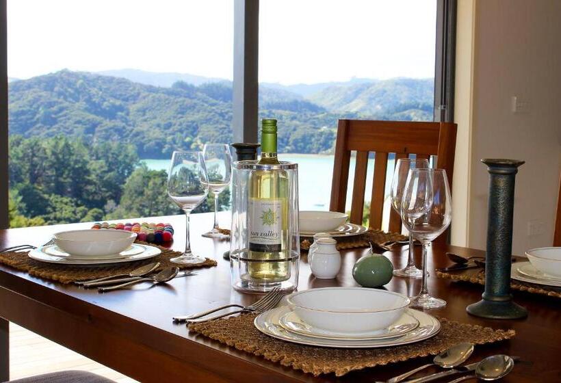 膳宿费 Taratara Whangaroa