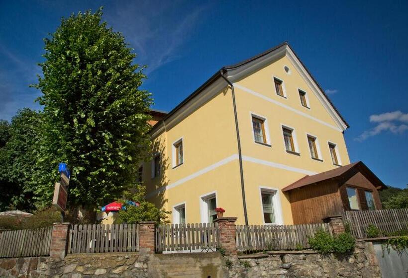 Pension Lindenhof