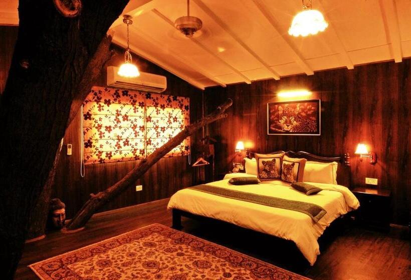 The Tree House Resort