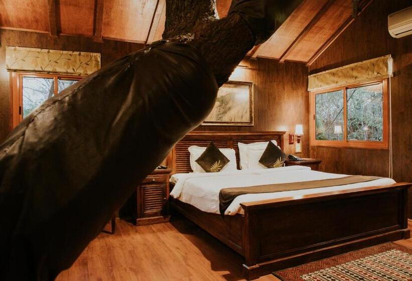 The Tree House Resort