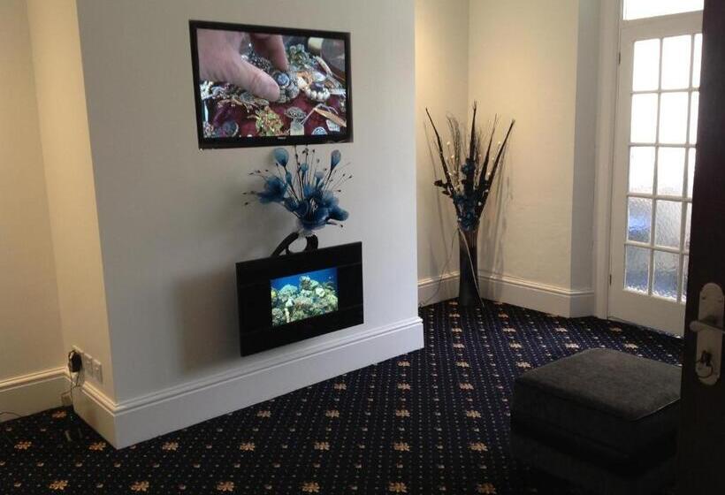 ペンション The Lorron