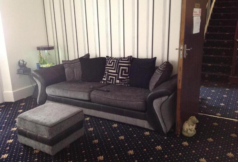 ペンション The Lorron