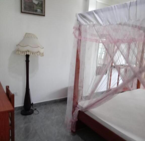 فندق صغير Old Town