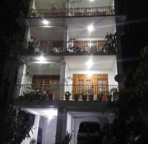 فندق صغير Old Town