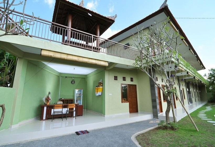 ベッドアンドブレックファースト Cempaka Mas Guest House Canggu