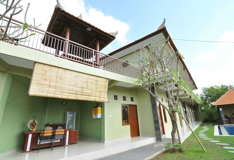 ベッドアンドブレックファースト Cempaka Mas Guest House Canggu