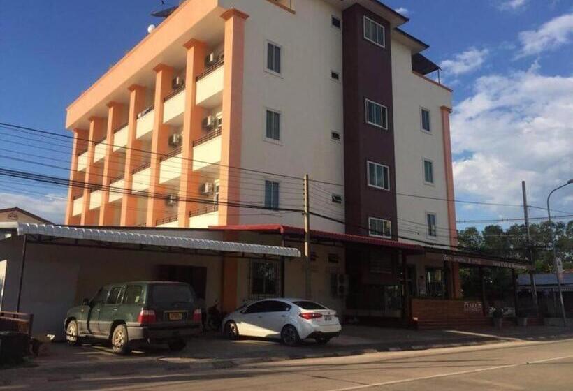 هتل Aura Residence