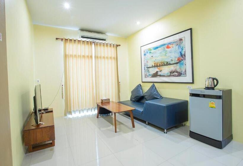 هتل Aura Residence