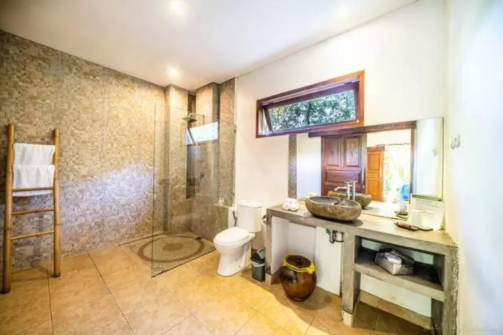 هتل Bunga Laut Bungalow
