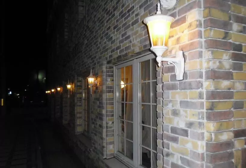 Hotel Creston