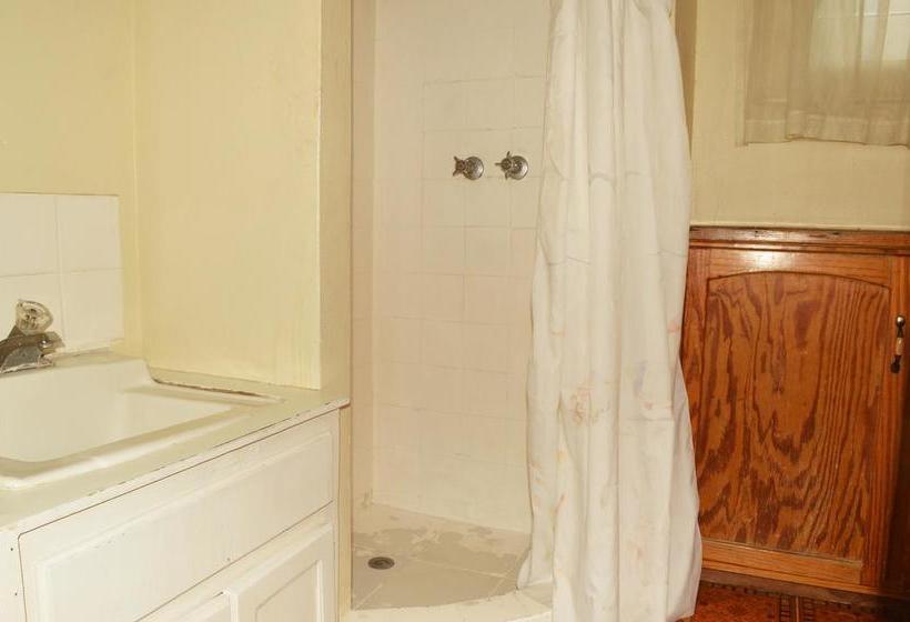 Hotel Deadend Cottages