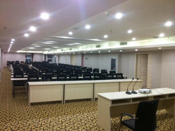 호텔 Jinjiang Inn Panjin Railway Station