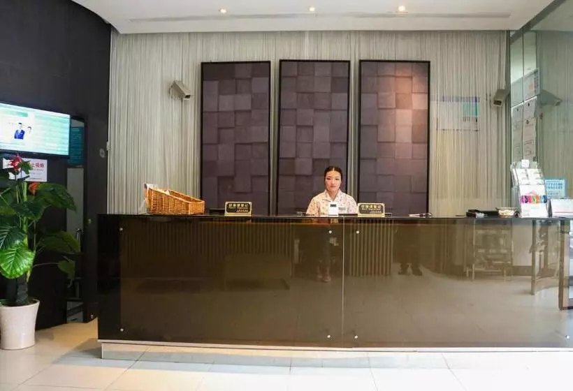 ホテル Jinjiang Inn Shanghai Chedun Studios