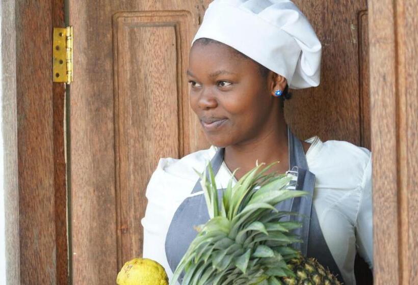 בית מלון כפרי Marafiki Bungalows