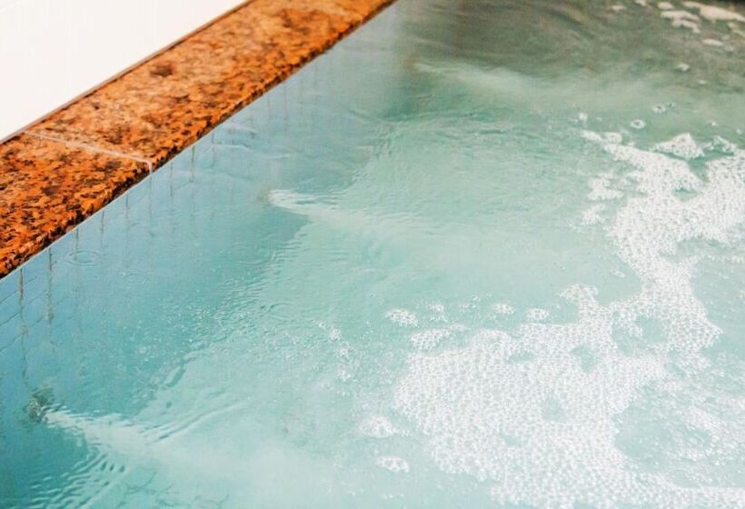 酒店 Wakamatsu Excel