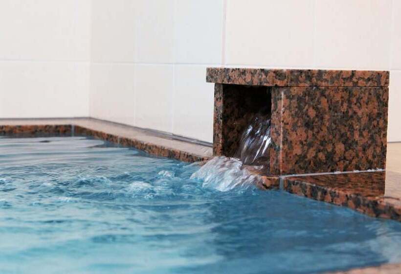 酒店 Wakamatsu Excel