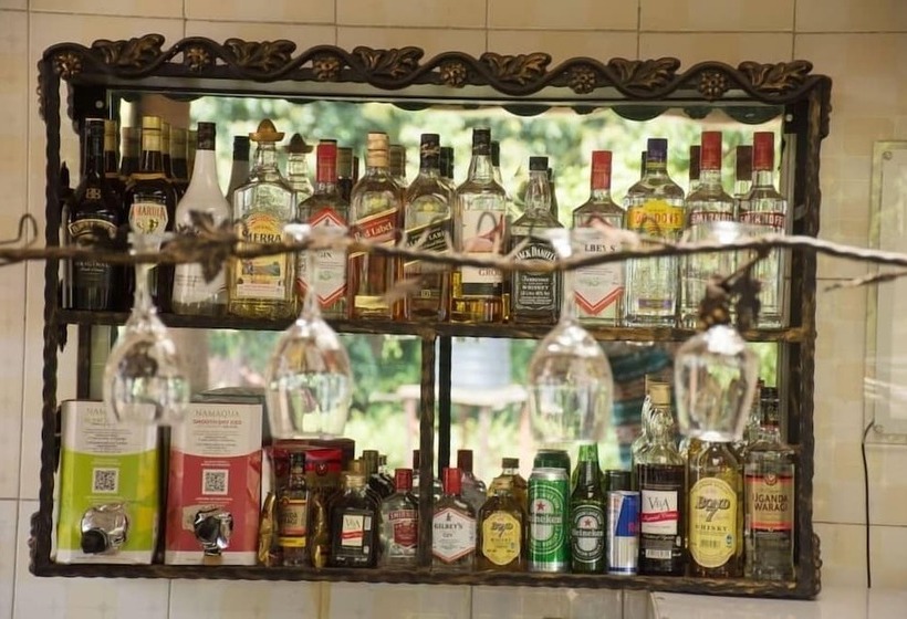 استراحتگاه Santa Maria Hotel Entebbe