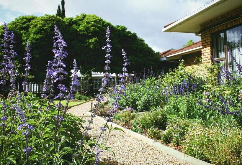 住宿加早餐  Aan D'oewer