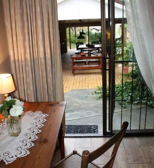Aamiaismajoitus (B&B) Aan D'oewer