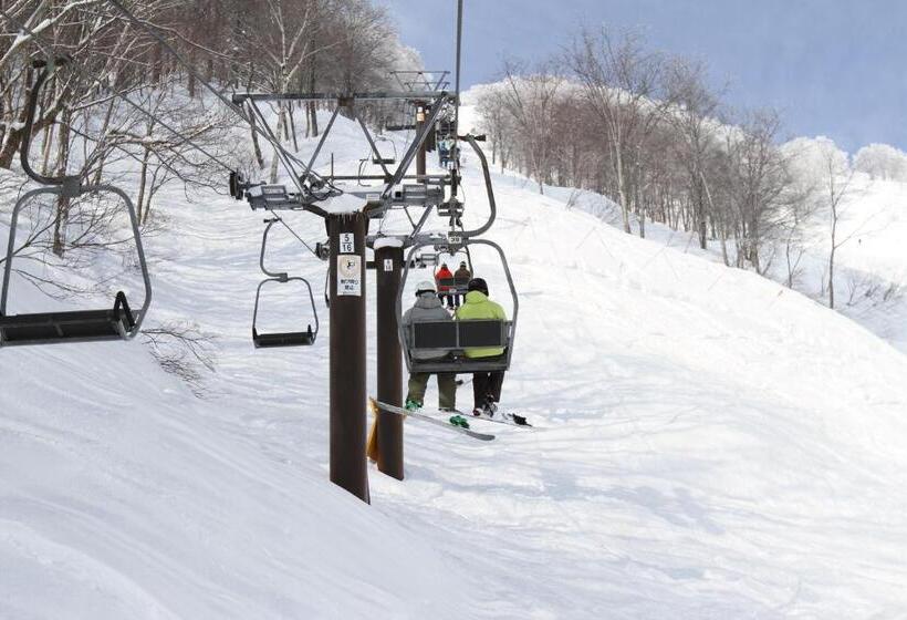 בית מלון כפרי Powder Temple