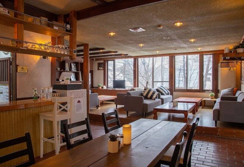 בית מלון כפרי Powder Temple